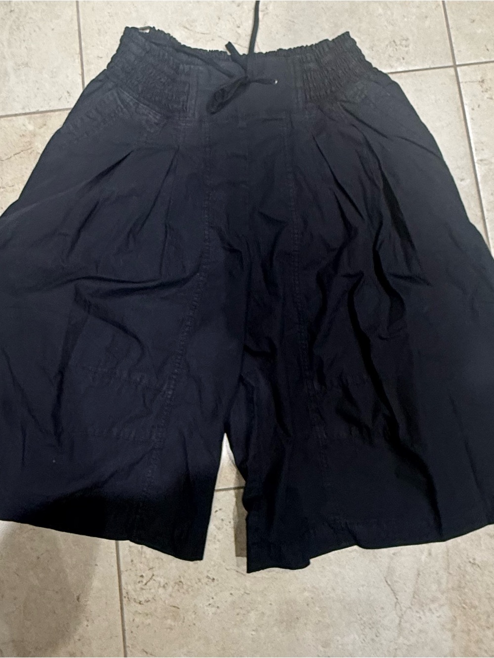 Anthropologie pleated Black Elastic-Waist Cotton Shorts
